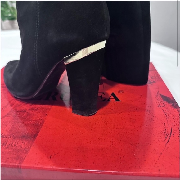 Geronea Black Suede Tall Boots Gold Hardware V-Detail Size 37 - Picture 5 of 9